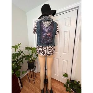 TORRID FRAZETTA DEATHDEALER METAL VEST